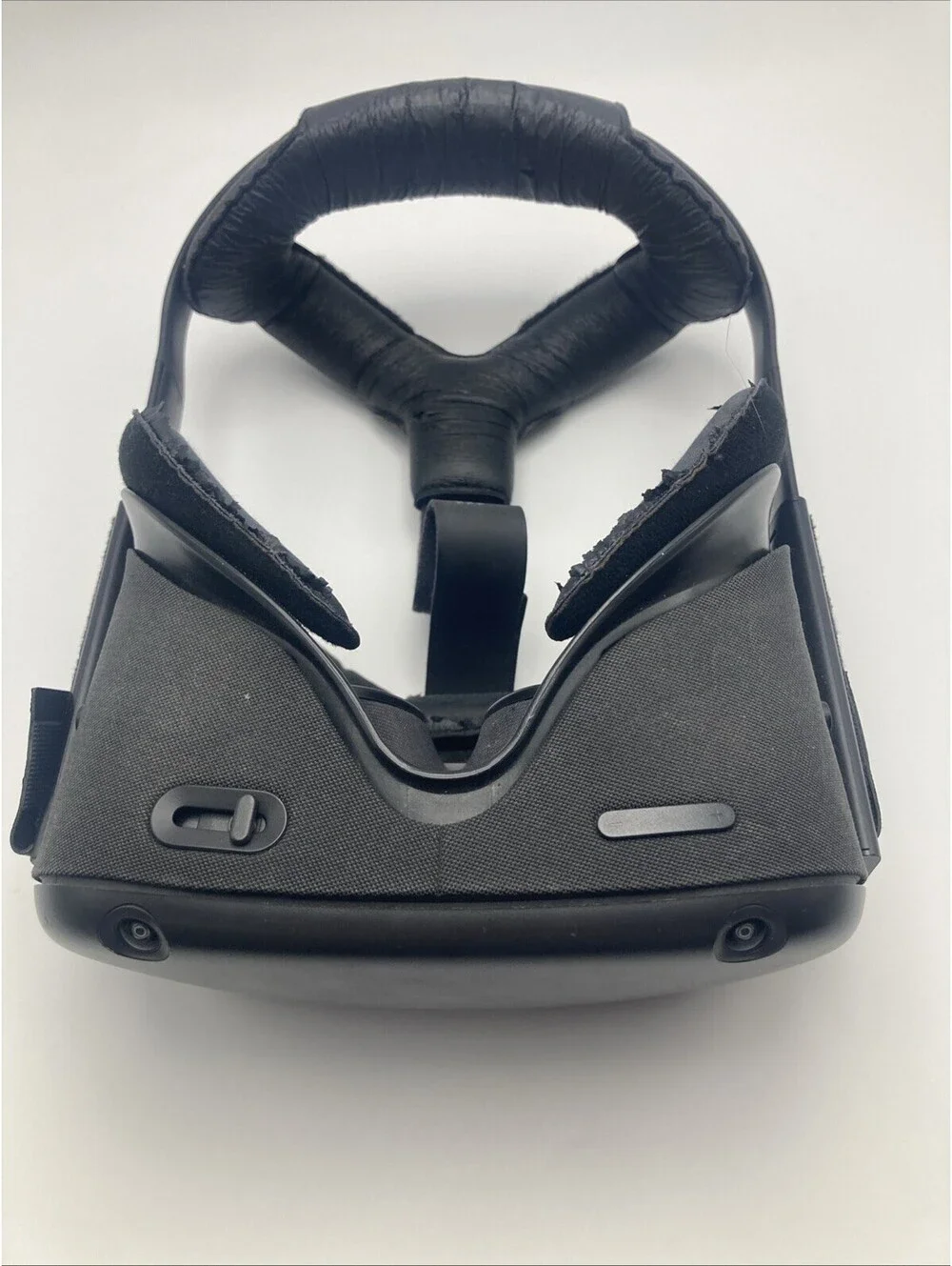Meta Oculus Quest 1 Headset Only 64GB VR Headset - Black